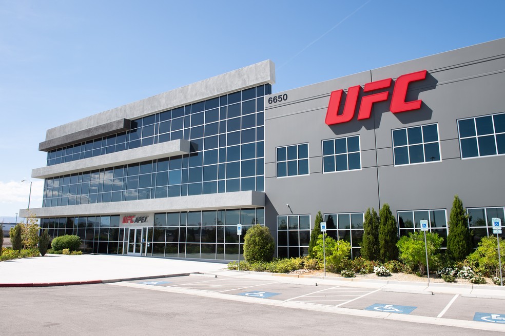 UFC Apex, estúdio da companhia em Las Vegas, sediará o evento do próximo sábado — Foto: Divulgação