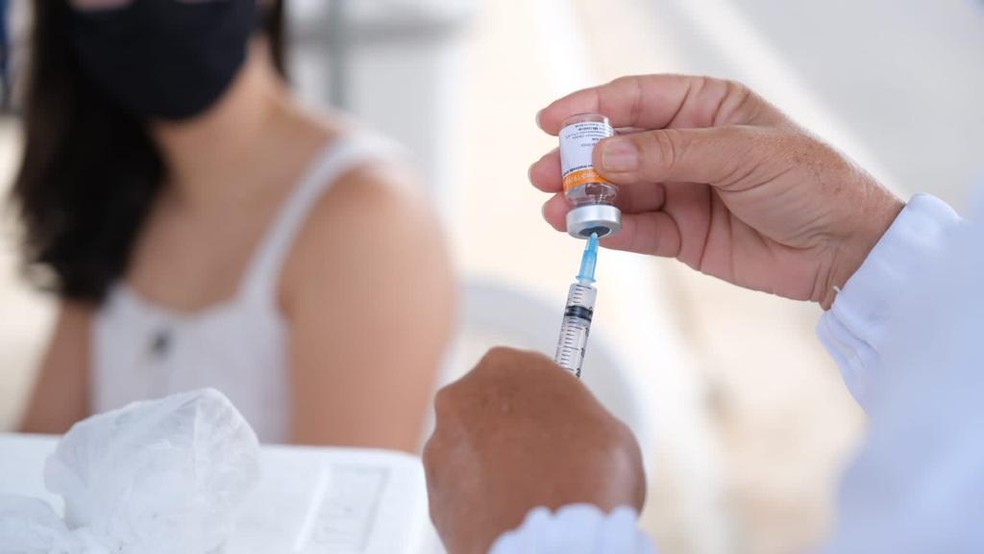 Vacinação contra a Covid-19 segue esta semana nas cidades da região metropolitana  — Foto: Ascom / PMP
