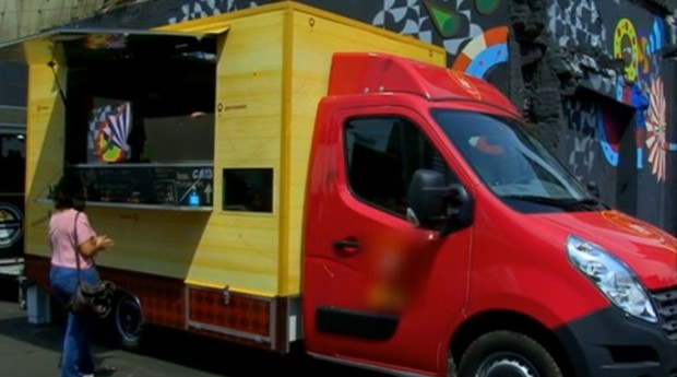 Com um food truck, é possível vender comida em vários locais (Foto: Reprodução)