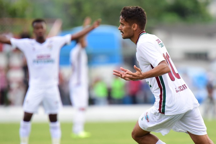 Scarpa gol Fluminense x Resende  (Foto: Agência Estado)