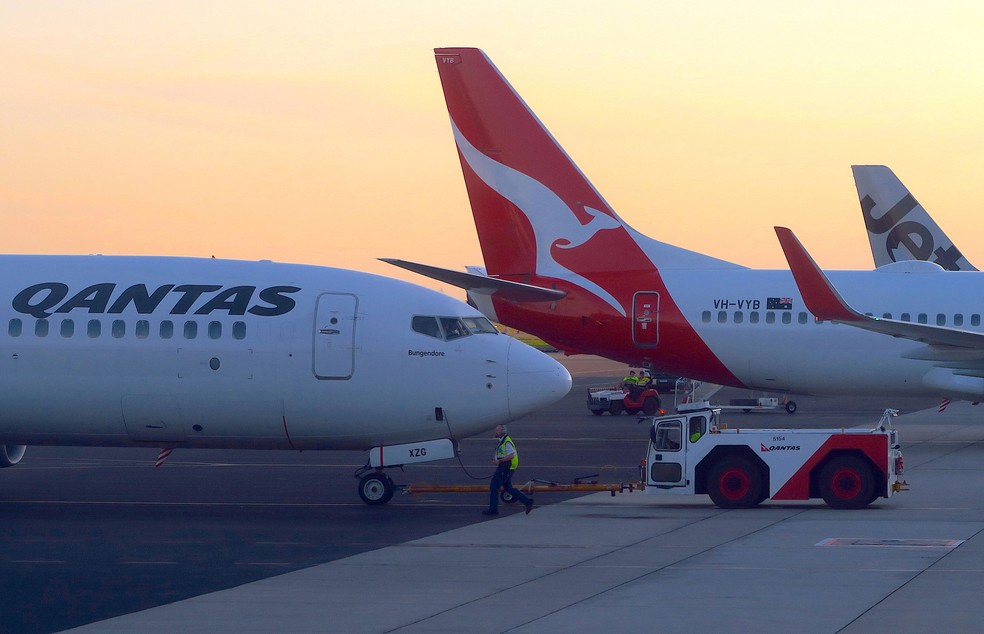 Aeronaves da Qantas Airways no Aeroporto Internacional de Adelaide, na Austrália — Foto: David Gray/File Photo/Reuters