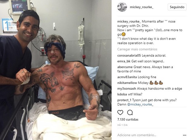 Mickey Rourke e médico após nova cirurgia no nariz (Foto: Reprodução/Instagram)