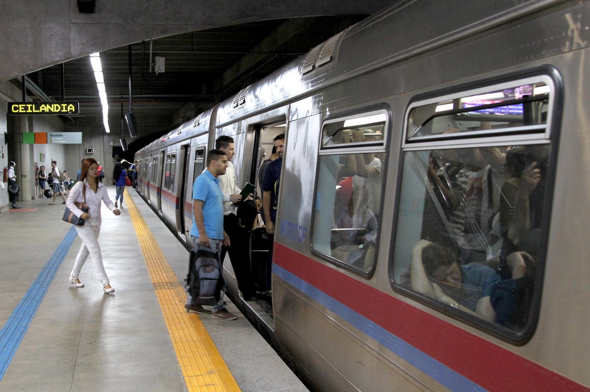 Metrô de Brasília tem horário reduzido no fim de semana Distrito Federal G1