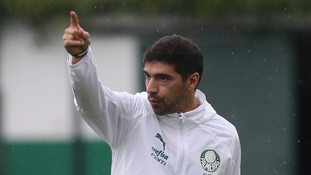 Absolvido! Abel Ferreira diz que árbitro mentiu e treinador está livre para a final da Copa do Brasil