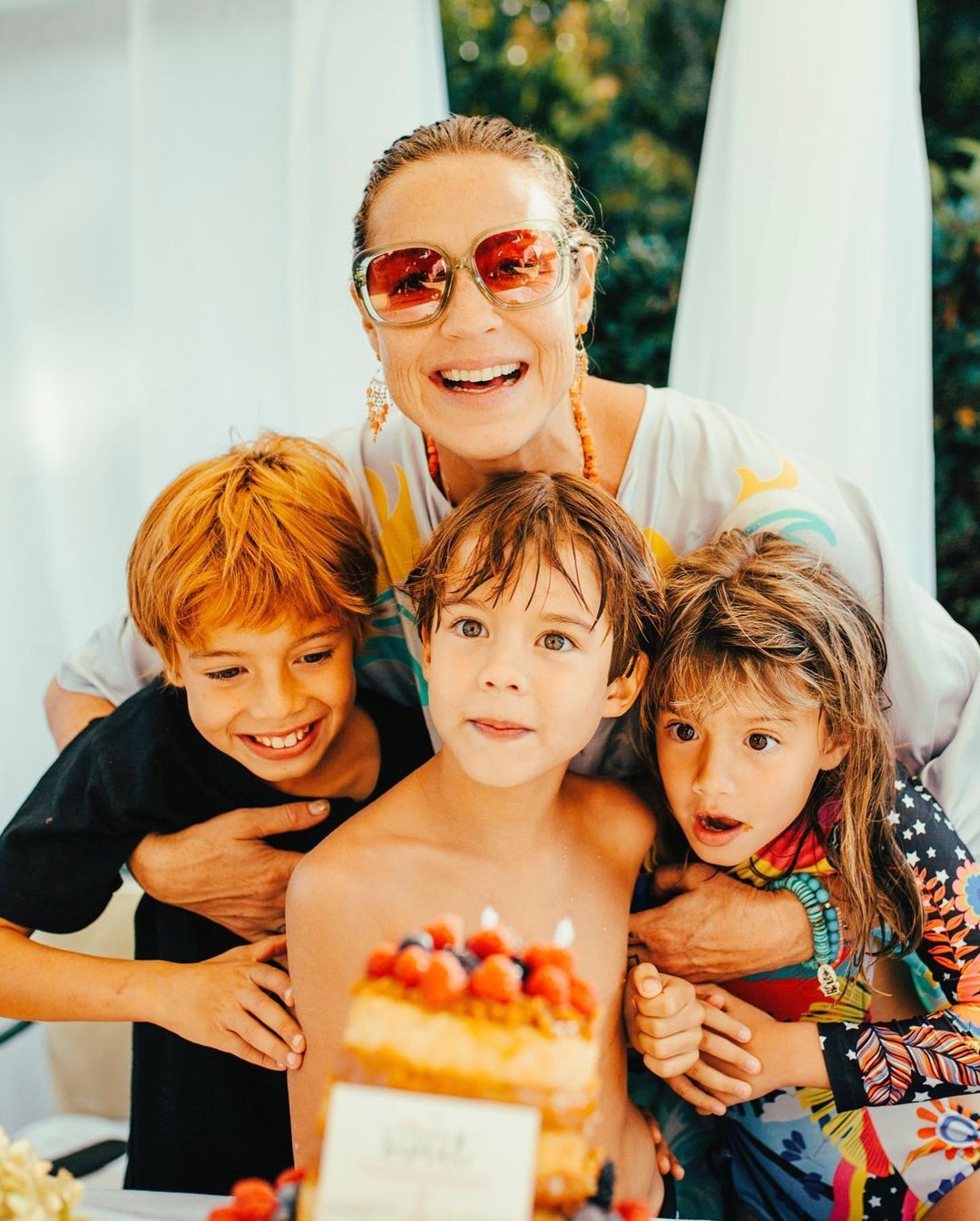 Luana Piovani e os filhos, Dom, Bem e Liz (Foto: Reprodução / Instagram)