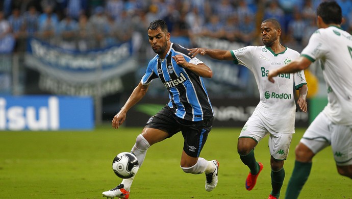 Maicon nega omissão por silêncio após eliminação: Sempre dou a cara