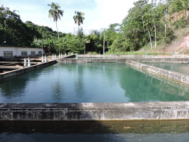 Manutenção no sistema de abastecimento deixa sem água 15 bairros de Maceió; confira a lista