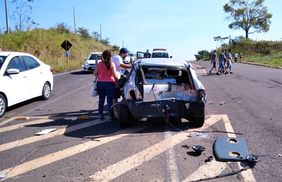 Acidente foi registrado na Rodovia Ângelo Rena, em Presidente Prudente — Foto: Polícia Militar