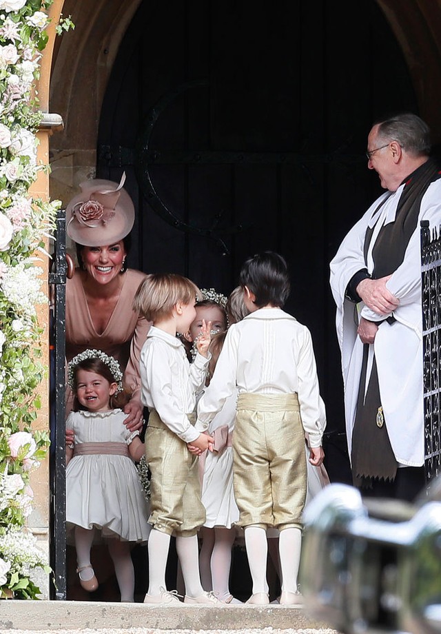 Kate Middleton e o cortejo  (Foto: Getty Images)