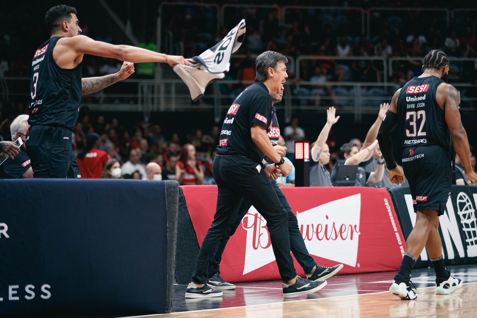 Maior campe&Atilde;&pound;o brasileiro, Franca enfrenta Flamengo com chance de encerrar  jejum no NBB | nbb | ge