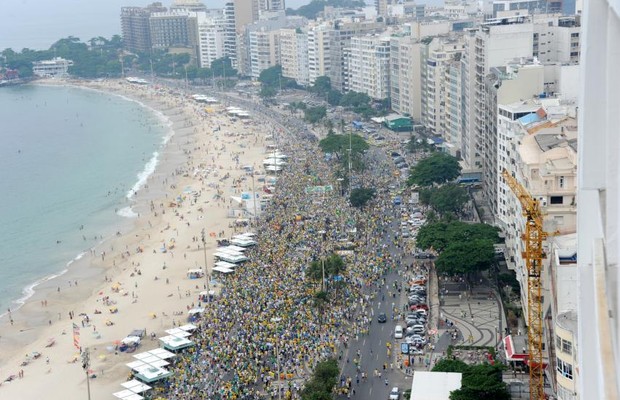 Manifestação na zona Sul do Rio de Janeiro (Foto:  Tasso Marcelo/ Fotos Públicas)