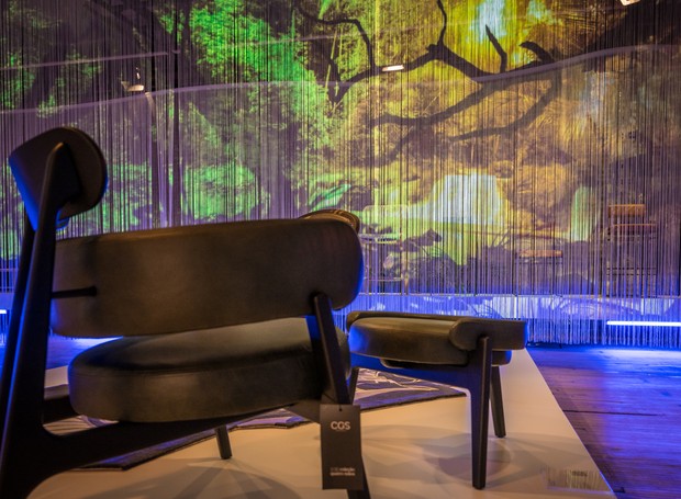 A poltrona Lapa, criação de Alexandre Kasper para a CGS Móveis na exposição Casa Brasil NY 2022 (Foto: Apex/Divulgação)
