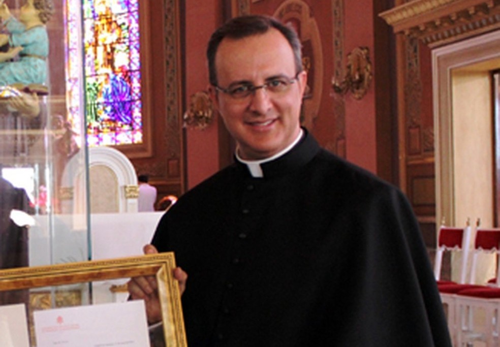Padre Pedro Leandro Ricardo — Foto: Clayton Padovan
