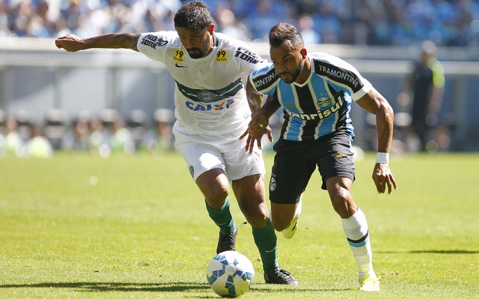 Fernandinho tem histórico de gols no Palmeiras como trunfo em novo duelo