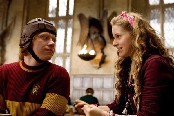 Rupert Grint e Jessie Cave em Harry Potter e o Enigma do Príncipe (Foto: divulgação)